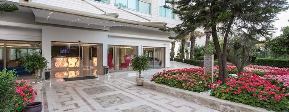 Club-Hotel-Falcon-Genel-141850