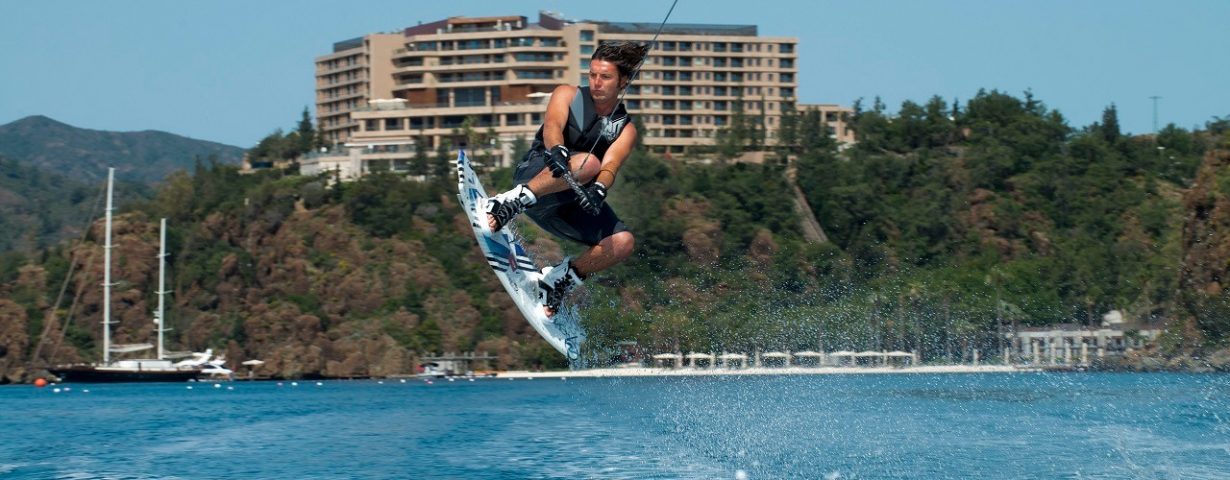 D-Hotel_Maris_Wakeboard_jpeg